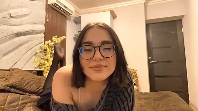 Snapshot of LanaDel_Ray chatting on June 27, 2026, 5:29 pm LanaDel Ray online show from June 27, 2026, 5:29 pm