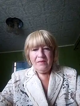 EmmaSwan555 online show from July 26, 2026, 3:14 am