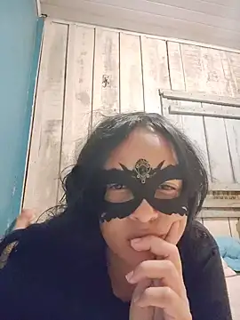 Snapshot of Lux_Seduction chatting on July 21, 2026, 8:33 pm Lux Seduction online show from July 21, 2026, 8:33 pm