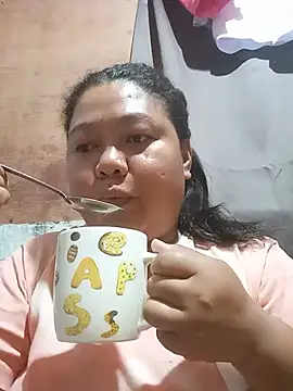 Snapshot of Glamourous_Smile16 chatting on July 9, 2026, 7:40 pm Glamourous Smile16 online show from July 9, 2026, 7:40 pm