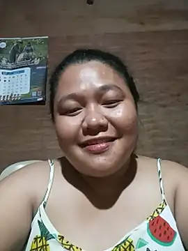 Snapshot of Glamourous_Smile16 chatting on July 10, 2026, 7:45 am Glamourous Smile16 online show from July 10, 2026, 7:45 am