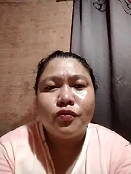 Snapshot of Glamourous_Smile16 chatting on July 19, 2026, 1:48 pm Glamourous Smile16 online show from July 19, 2026, 1:48 pm