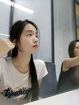 linlin-99 online show from June 26, 2026, 7:13 am