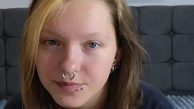 LauraLowe online show from July 1, 2026, 5:53 am