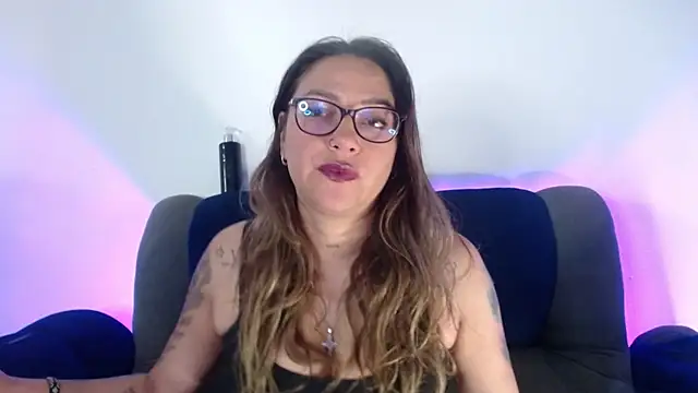 Snapshot of MissAngyXX chatting on July 24, 2026, 1:25 am MissAngyXX online show from July 24, 2026, 1:25 am