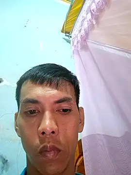 hoang1209 online show from July 25, 2026, 12:14 pm