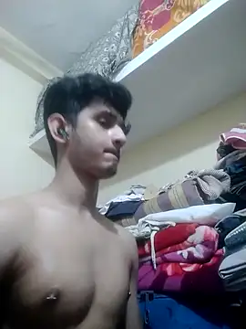 MusclesDream70 online show from July 28, 2026, 8:52 pm