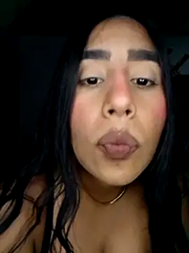 Snapshot of alice_xoxo_ chatting on July 26, 2026, 2:09 am alice xoxo online show from July 26, 2026, 2:09 am