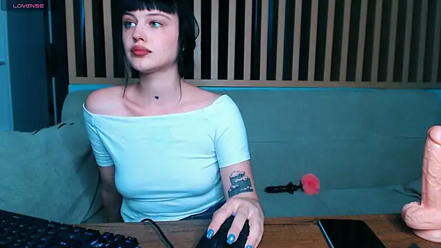 Snapshot of pizdadrozda chatting on July 3, 2026, 12:33 pm pizdadrozda online show from July 3, 2026, 12:33 pm