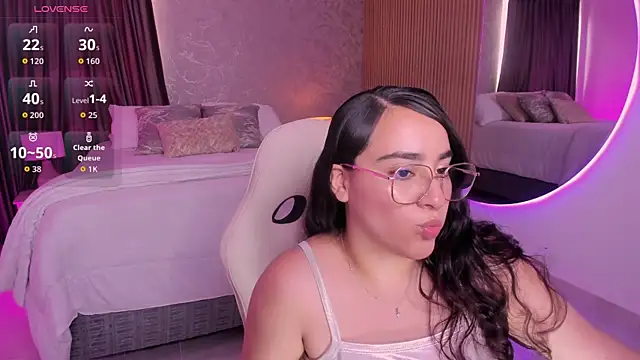 Viiolet rosee online show from July 23, 2026, 7:01 pm