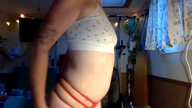 Snapshot of lillexxxylover chatting on July 4, 2026, 12:50 am lillexxxylover online show from July 4, 2026, 12:50 am