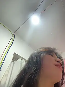 qianqian2026 online show from June 28, 2026, 7:47 am