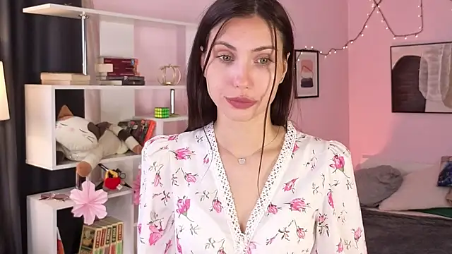 Snapshot of RuthClayton chatting on July 20, 2026, 10:39 am RuthClayton online show from July 20, 2026, 10:39 am