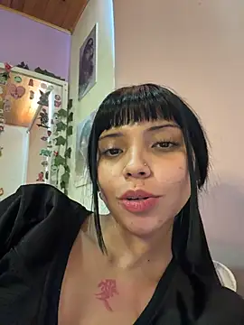 AlanaStormm online show from July 28, 2026, 4:39 pm