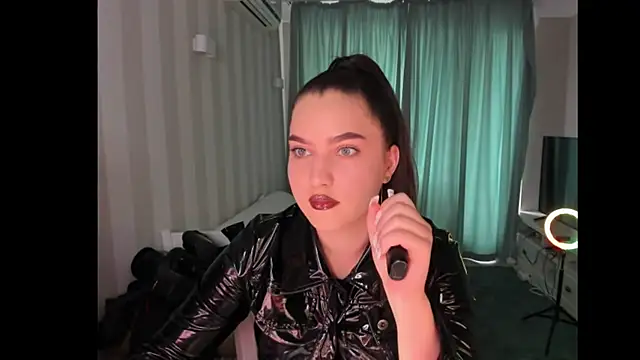 LatexDominatrix online show from July 14, 2026, 3:51 pm