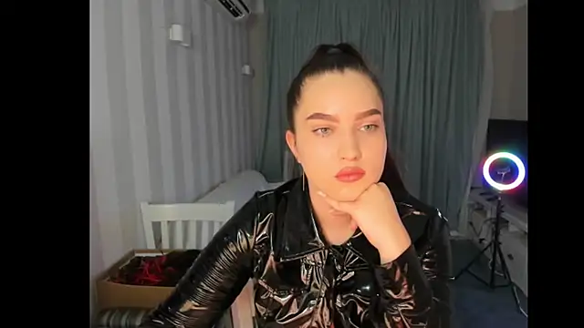 LatexDominatrix online show from July 18, 2026, 7:39 pm
