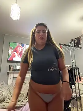 hiddensecretxx online show from July 22, 2026, 9:28 pm