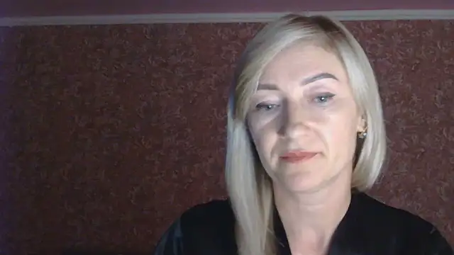 moonlightAnna online show from July 13, 2026, 9:50 pm