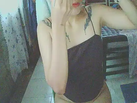 pretty kat198 online show from July 19, 2026, 4:05 am