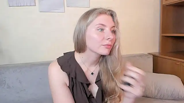 Snapshot of Ashen_Marrow chatting on July 7, 2026, 7:23 am Ashen Marrow online show from July 7, 2026, 7:23 am