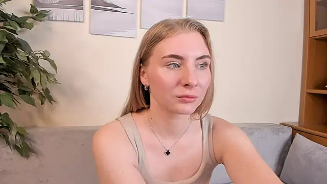 Snapshot of Ashen_Marrow chatting on July 9, 2026, 5:33 am Ashen Marrow online show from July 9, 2026, 5:33 am