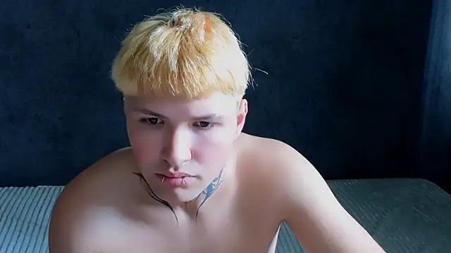Snapshot of JonnyDarkk chatting on July 24, 2026, 10:24 am JonnyDarkk online show from July 24, 2026, 10:24 am