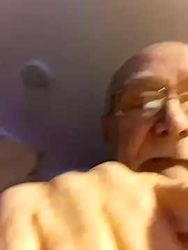 Joeyw57 online show from July 24, 2026, 7:28 am