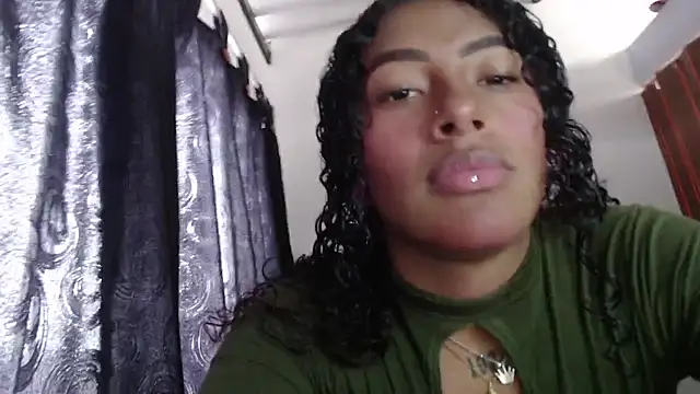 lovely slut  online show from July 23, 2026, 2:26 pm