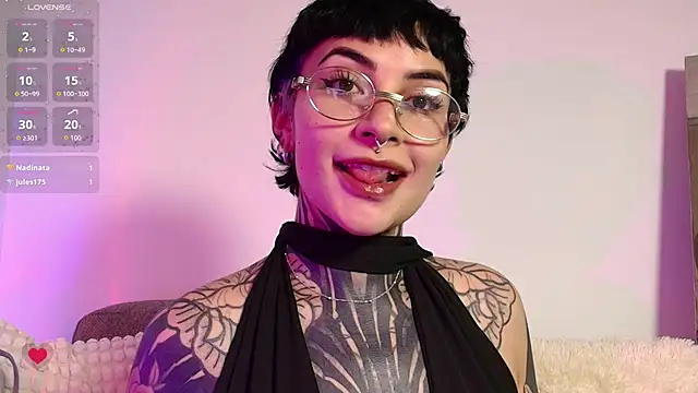 Snapshot of Luana_Fiore0 chatting on July 25, 2026, 8:28 pm Luana Fiore0 online show from July 25, 2026, 8:28 pm
