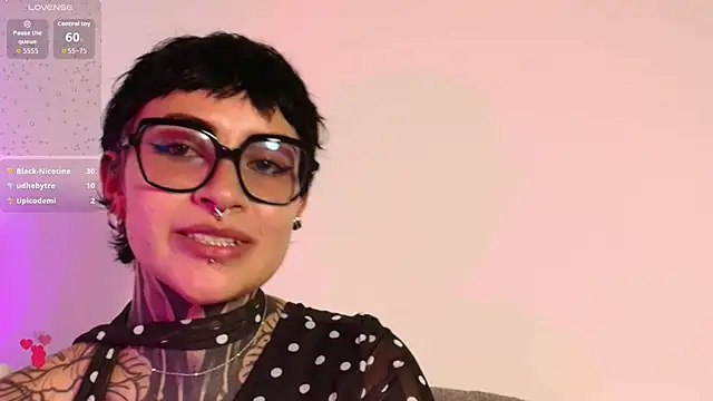 Snapshot of Luana_Fiore0 chatting on July 28, 2026, 8:52 pm Luana Fiore0 online show from July 28, 2026, 8:52 pm