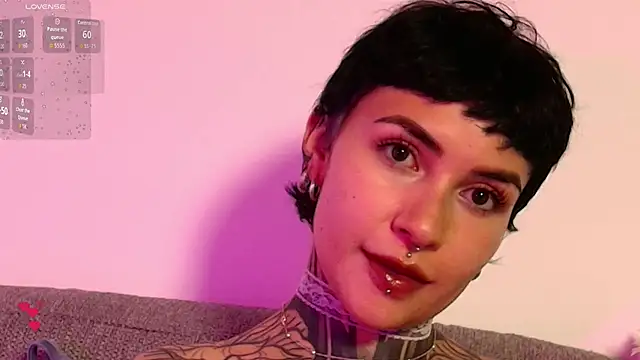 Snapshot of Luana_Fiore0 chatting on July 29, 2026, 8:18 pm Luana Fiore0 online show from July 29, 2026, 8:18 pm