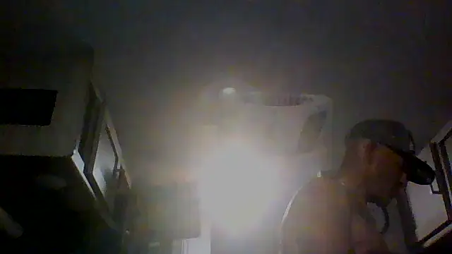 Snapshot of Reelg21 chatting on July 23, 2026, 8:01 am Reelg21 online show from July 23, 2026, 8:01 am