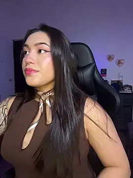 Snapshot of Lilyhotson chatting on July 25, 2026, 10:29 pm Lilyhotson online show from July 25, 2026, 10:29 pm