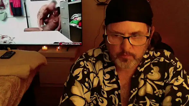 dnice1975 online show from July 2, 2026, 8:42 am