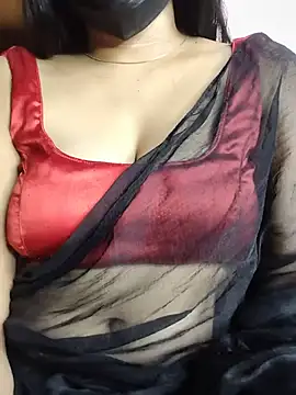 Snapshot of AashiLuxe chatting on July 13, 2026, 8:50 am AashiLuxe online show from July 13, 2026, 8:50 am