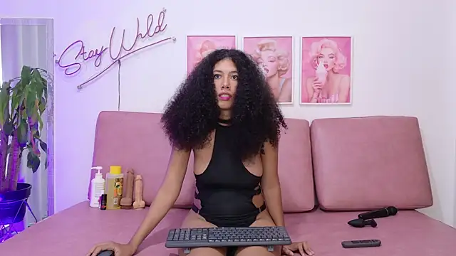 Snapshot of Hayana_Velvet chatting on July 13, 2026, 12:30 pm Hayana Velvet online show from July 13, 2026, 12:30 pm