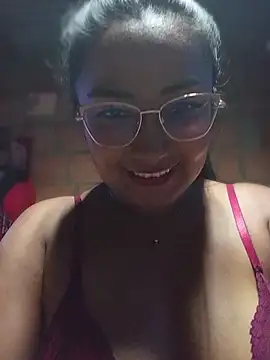 Snapshot of chells_ chatting on July 26, 2026, 1:03 am chells online show from July 26, 2026, 1:03 am