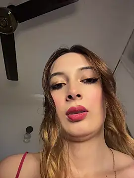 Snapshot of Evel_Rous chatting on July 2, 2026, 5:13 am Evel Rous online show from July 2, 2026, 5:13 am