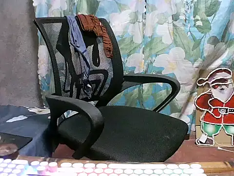 Snapshot of crystal_light29 chatting on July 28, 2026, 7:26 am crystal light29 online show from July 28, 2026, 7:26 am