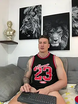 Snapshot of AlexHarrington chatting on July 22, 2026, 11:40 pm AlexHarrington online show from July 22, 2026, 11:40 pm