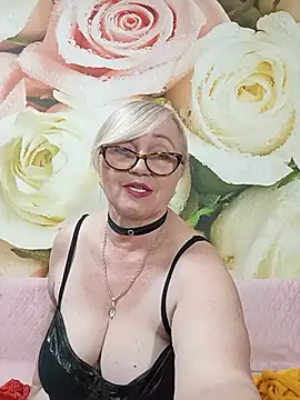 Snapshot of Rita-berry chatting on July 20, 2026, 5:26 pm Rita-berry online show from July 20, 2026, 5:26 pm