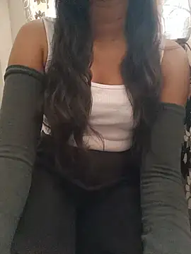 Snapshot of sezzling_diksha_ chatting on July 5, 2026, 5:47 am sezzling diksha online show from July 5, 2026, 5:47 am