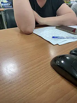 Snapshot of _Rossy2000_ chatting on July 29, 2026, 1:04 am Rossy2000 online show from July 29, 2026, 1:04 am