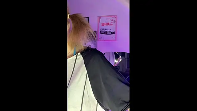Snapshot of AnnaLucasShow chatting on July 18, 2026, 10:02 pm AnnaLucasShow online show from July 18, 2026, 10:02 pm
