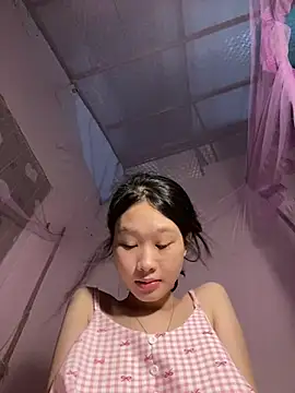 Catcat01 online show from July 17, 2026, 1:29 pm