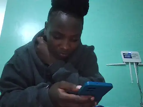 Snapshot of hornysandry chatting on July 17, 2026, 11:06 am hornysandry online show from July 17, 2026, 11:06 am