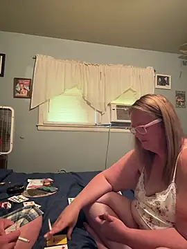 Snapshot of shygirl37 chatting on July 26, 2026, 10:49 pm shygirl37 online show from July 26, 2026, 10:49 pm