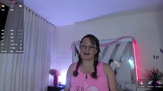 cristal laurentt online show from July 10, 2026, 2:05 am