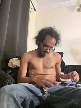 peachxpatron98 online show from July 19, 2026, 3:54 am