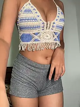 Snapshot of Roshelle_luxe chatting on July 12, 2026, 7:38 pm Roshelle luxe online show from July 12, 2026, 7:38 pm